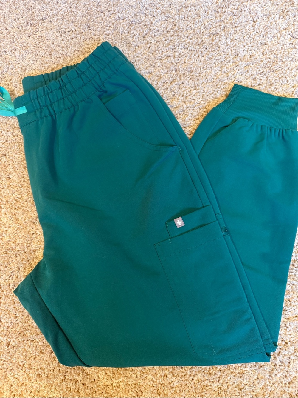 FIGS Hunter Green High Waisted Uman Relaxed - Petite Jogger Scrub Pant